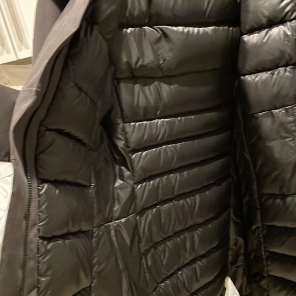 Arc’teryx Patera Parka Size Medium - Picture 3 of 9